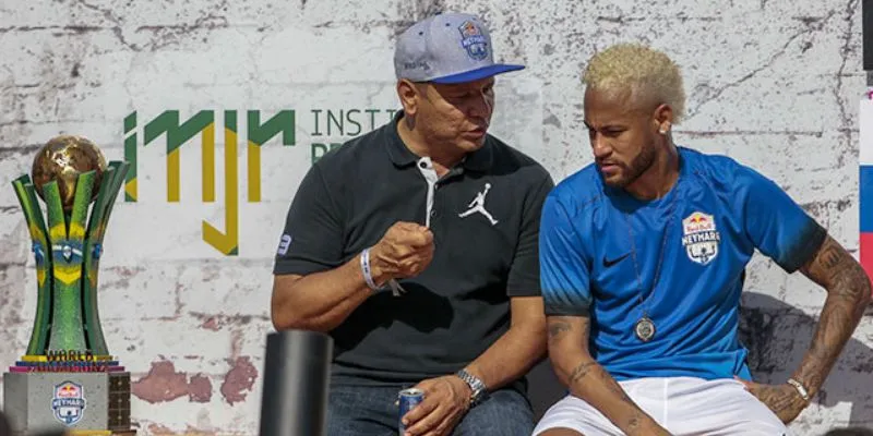 Cha của Neymar: Người Thầy và Người Quản Lý